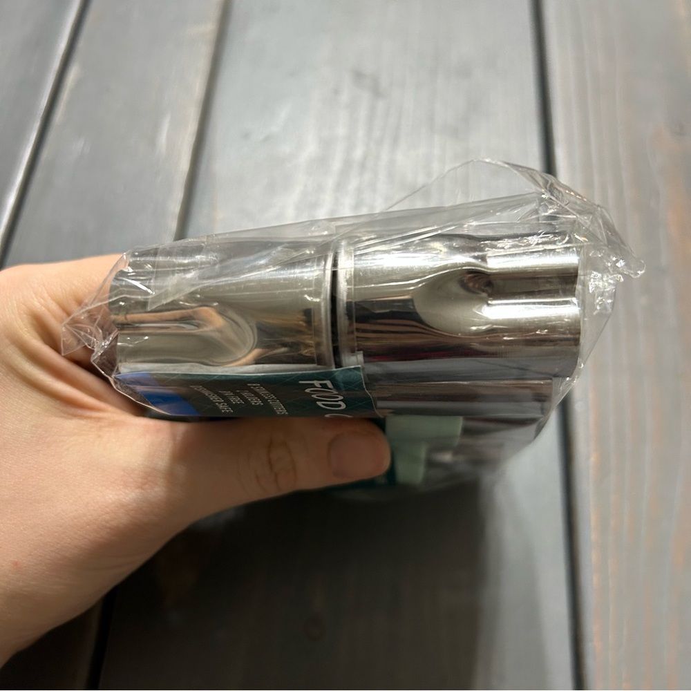 *SOLD* Stainless Steel Food Cutter Set - Picture 6 of 9